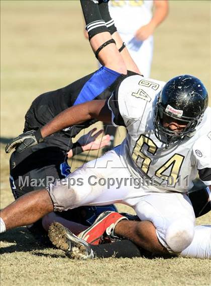 Thumbnail 3 in Bloomington Christian vs. Windward (CIF SS Playoffs) photogallery.