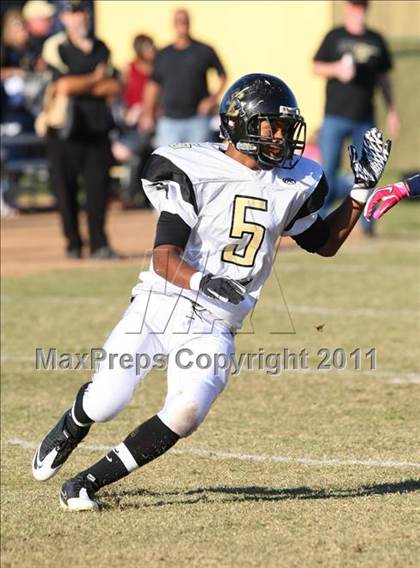 Thumbnail 2 in Bloomington Christian vs. Windward (CIF SS Playoffs) photogallery.