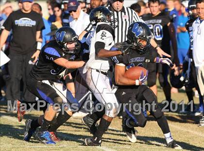 Thumbnail 3 in Bloomington Christian vs. Windward (CIF SS Playoffs) photogallery.