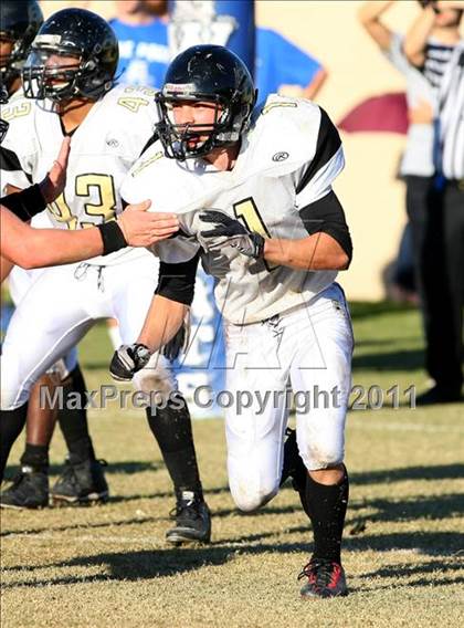 Thumbnail 3 in Bloomington Christian vs. Windward (CIF SS Playoffs) photogallery.