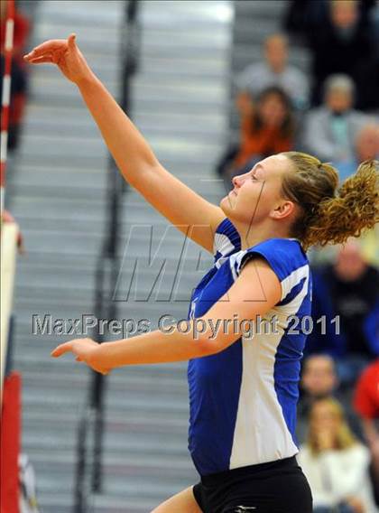Thumbnail 1 in Dover vs. Spring Grove photogallery.