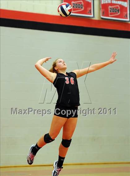 Thumbnail 3 in Dover vs. Spring Grove photogallery.