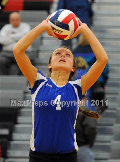 Thumbnail 1 in Dover vs. Spring Grove photogallery.