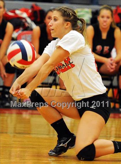 Thumbnail 3 in Dover vs. Spring Grove photogallery.