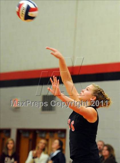 Thumbnail 3 in Dover vs. Spring Grove photogallery.