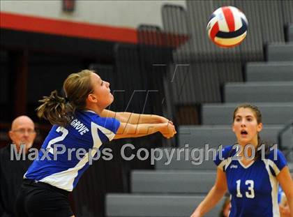 Thumbnail 3 in Dover vs. Spring Grove photogallery.
