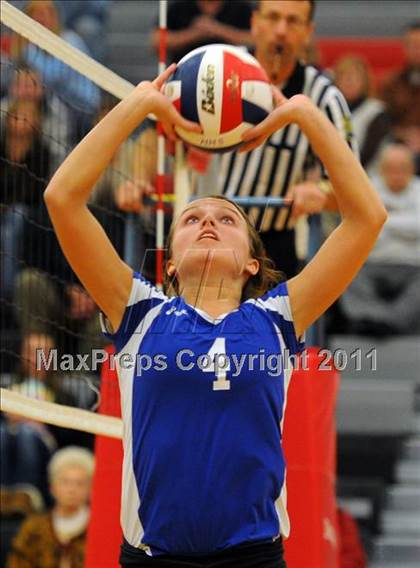 Thumbnail 1 in Dover vs. Spring Grove photogallery.