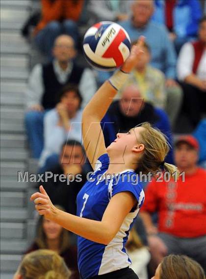 Thumbnail 3 in Dover vs. Spring Grove photogallery.