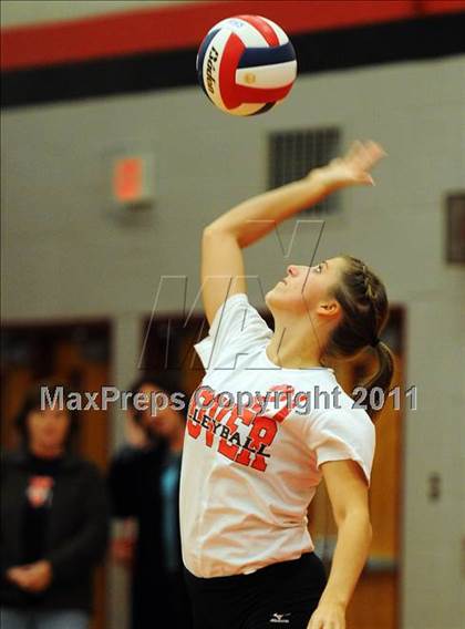 Thumbnail 2 in Dover vs. Spring Grove photogallery.