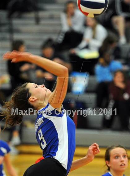 Thumbnail 2 in Dover vs. Spring Grove photogallery.