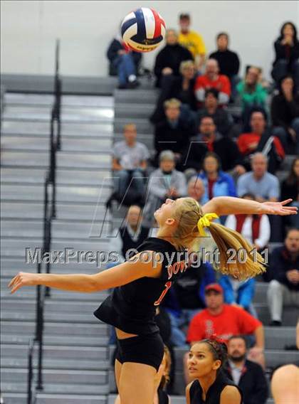 Thumbnail 2 in Dover vs. Spring Grove photogallery.