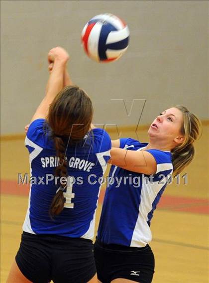 Thumbnail 2 in Dover vs. Spring Grove photogallery.