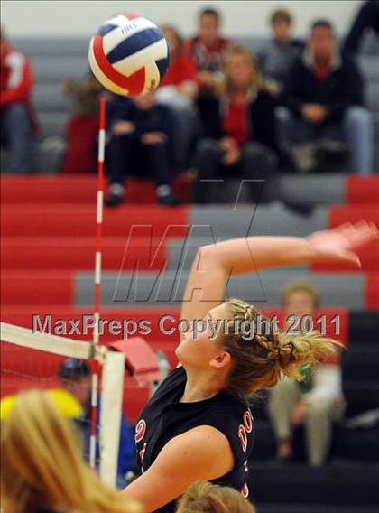 Thumbnail 2 in Dover vs. Spring Grove photogallery.