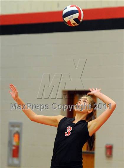 Thumbnail 2 in Dover vs. Spring Grove photogallery.