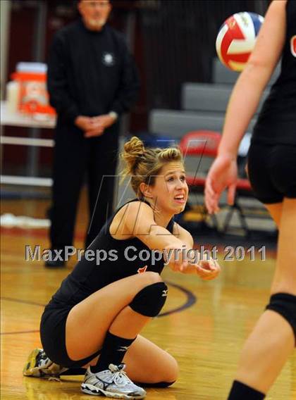 Thumbnail 1 in Dover vs. Spring Grove photogallery.