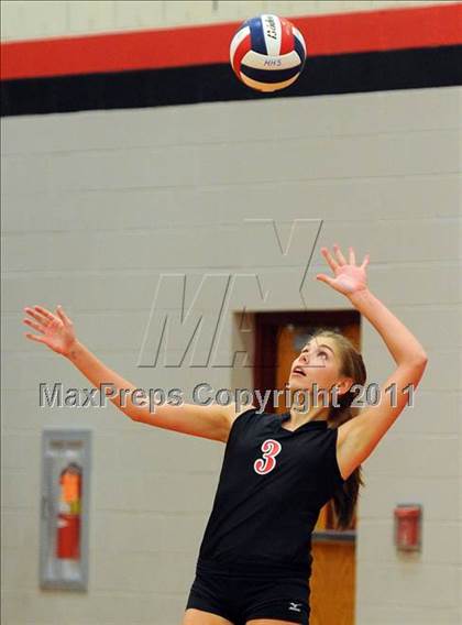 Thumbnail 1 in Dover vs. Spring Grove photogallery.
