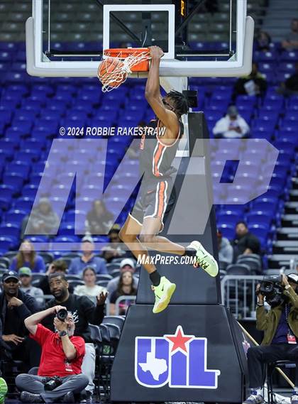 Thumbnail 1 in Ellison vs. Lancaster (UIL 5A Basketball Final) photogallery.