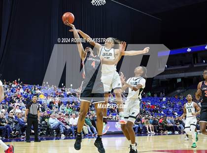 Thumbnail 2 in Ellison vs. Lancaster (UIL 5A Basketball Final) photogallery.