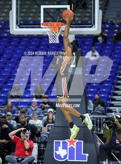 Thumbnail 1 in Ellison vs. Lancaster (UIL 5A Basketball Final) photogallery.