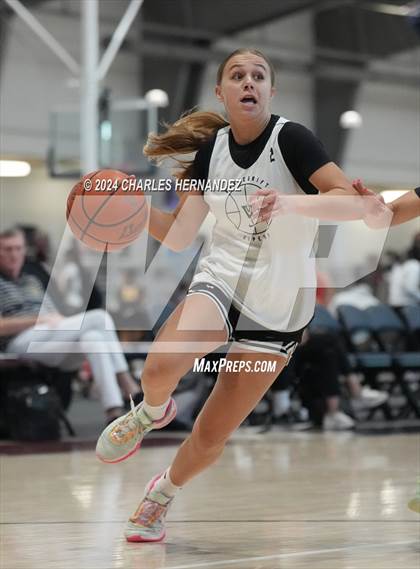 Thumbnail 3 in Vandegrift vs Amarillo (Texas Association of Basketball Coaches Showcase) photogallery.