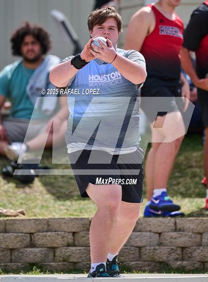 Thumbnail 1 in Rosehill Eagles Relays (Shot Put) photogallery.