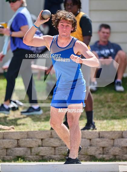 Thumbnail 3 in Rosehill Eagles Relays (Shot Put) photogallery.