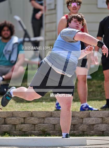 Thumbnail 1 in Rosehill Eagles Relays (Shot Put) photogallery.