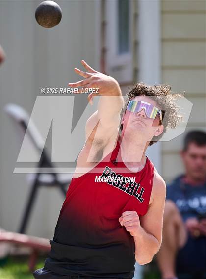 Thumbnail 1 in Rosehill Eagles Relays (Shot Put) photogallery.