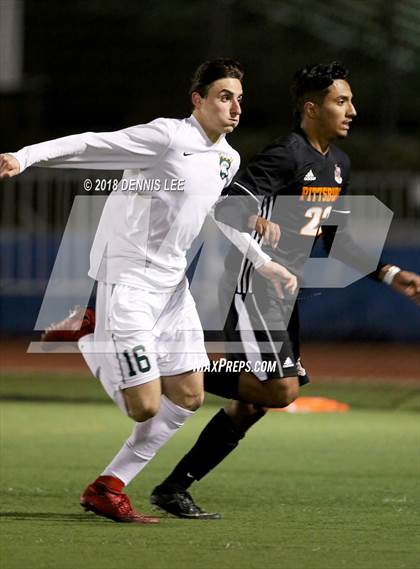 Thumbnail 1 in Pittsburg vs. De La Salle (CIF NCS D1 Semifinal) photogallery.