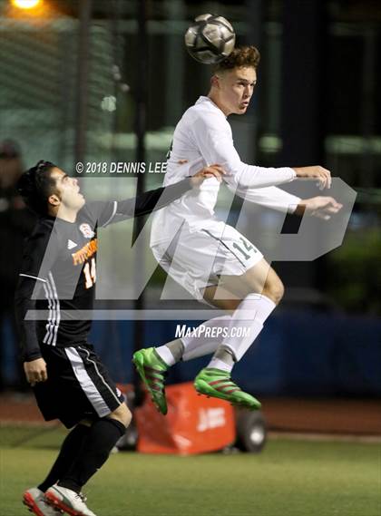 Thumbnail 2 in Pittsburg vs. De La Salle (CIF NCS D1 Semifinal) photogallery.