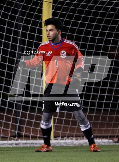 Thumbnail 1 in Pittsburg vs. De La Salle (CIF NCS D1 Semifinal) photogallery.