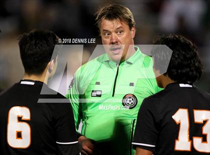 Thumbnail 3 in Pittsburg vs. De La Salle (CIF NCS D1 Semifinal) photogallery.