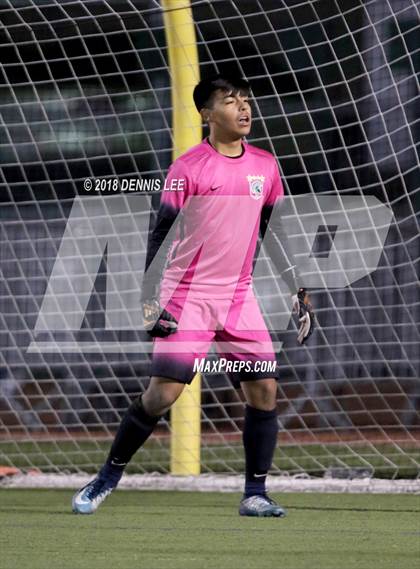 Thumbnail 3 in Pittsburg vs. De La Salle (CIF NCS D1 Semifinal) photogallery.