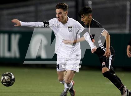 Thumbnail 3 in Pittsburg vs. De La Salle (CIF NCS D1 Semifinal) photogallery.