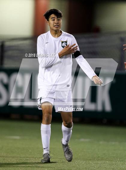 Thumbnail 2 in Pittsburg vs. De La Salle (CIF NCS D1 Semifinal) photogallery.