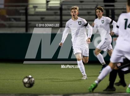 Thumbnail 1 in Pittsburg vs. De La Salle (CIF NCS D1 Semifinal) photogallery.