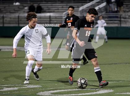 Thumbnail 2 in Pittsburg vs. De La Salle (CIF NCS D1 Semifinal) photogallery.