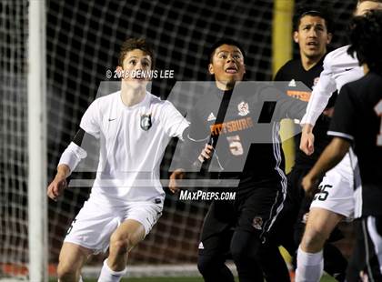 Thumbnail 1 in Pittsburg vs. De La Salle (CIF NCS D1 Semifinal) photogallery.