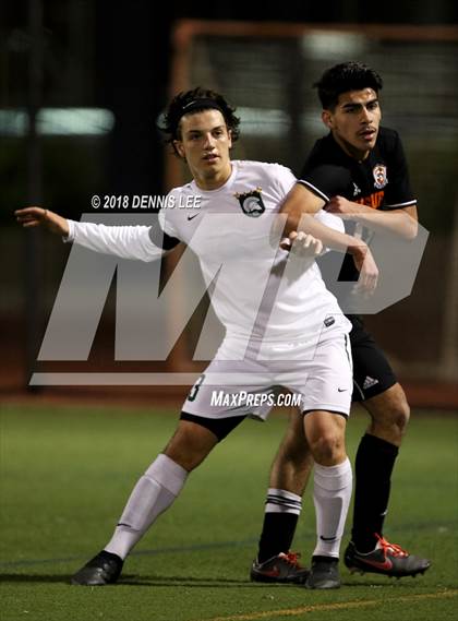 Thumbnail 2 in Pittsburg vs. De La Salle (CIF NCS D1 Semifinal) photogallery.