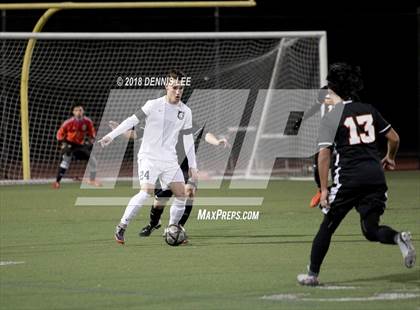 Thumbnail 2 in Pittsburg vs. De La Salle (CIF NCS D1 Semifinal) photogallery.