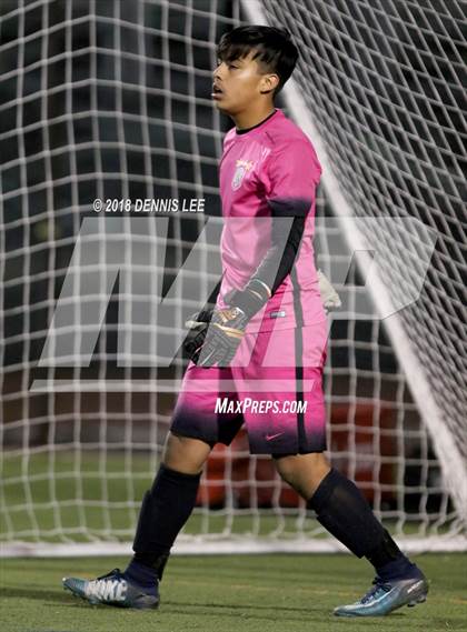 Thumbnail 2 in Pittsburg vs. De La Salle (CIF NCS D1 Semifinal) photogallery.