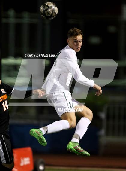 Thumbnail 3 in Pittsburg vs. De La Salle (CIF NCS D1 Semifinal) photogallery.