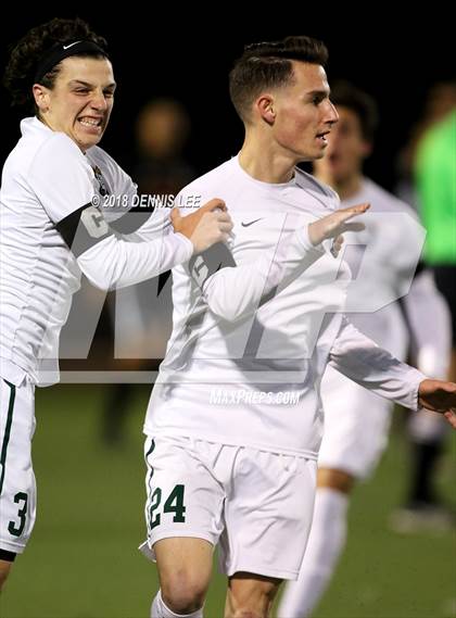 Thumbnail 2 in Pittsburg vs. De La Salle (CIF NCS D1 Semifinal) photogallery.