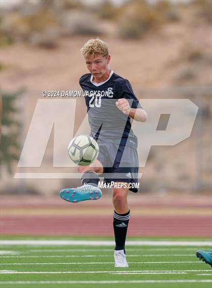 Thumbnail 2 in Spring Creek vs Moapa Valley (JV Team Bulldog Invitational) photogallery.