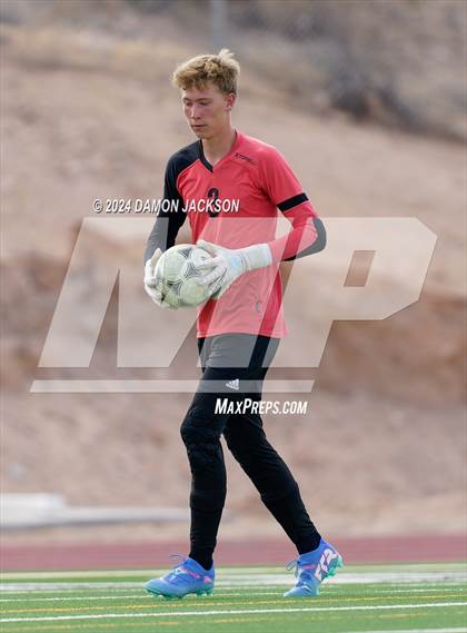 Thumbnail 2 in Spring Creek vs Moapa Valley (JV Team Bulldog Invitational) photogallery.