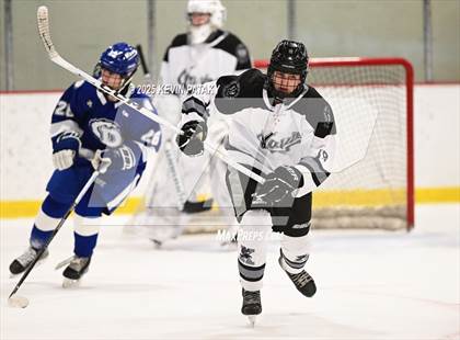 Thumbnail 3 in Darien @ Xavier photogallery.
