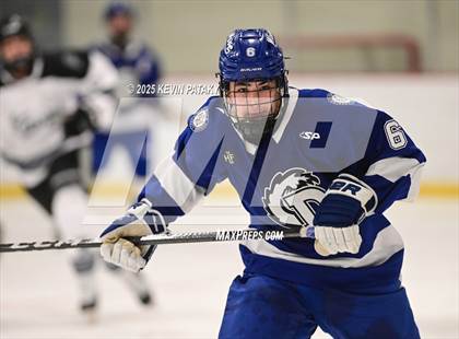 Thumbnail 3 in Darien @ Xavier photogallery.