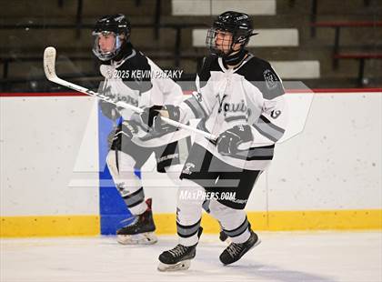Thumbnail 3 in Darien @ Xavier photogallery.