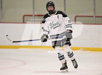 Thumbnail 3 in Darien @ Xavier photogallery.