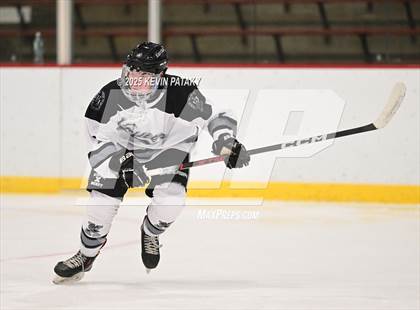Thumbnail 3 in Darien @ Xavier photogallery.